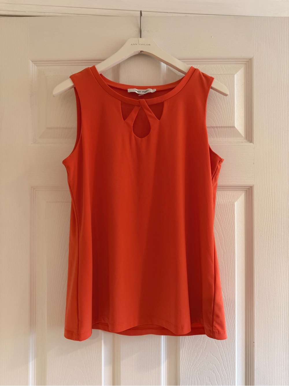 Jones Studio Sleeveless Keyhole Camisole in Orange